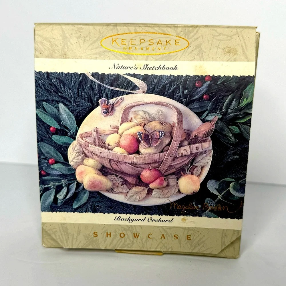Hallmark Keepsake Ornament Natures Bounty Backyard Orchard 1995‎